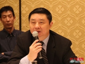 江泽民御用记者性骚扰女性 摄像师妻子都不放过