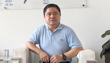 【微视频】共产退潮下的抉择 公开退党的副市长(视频)
