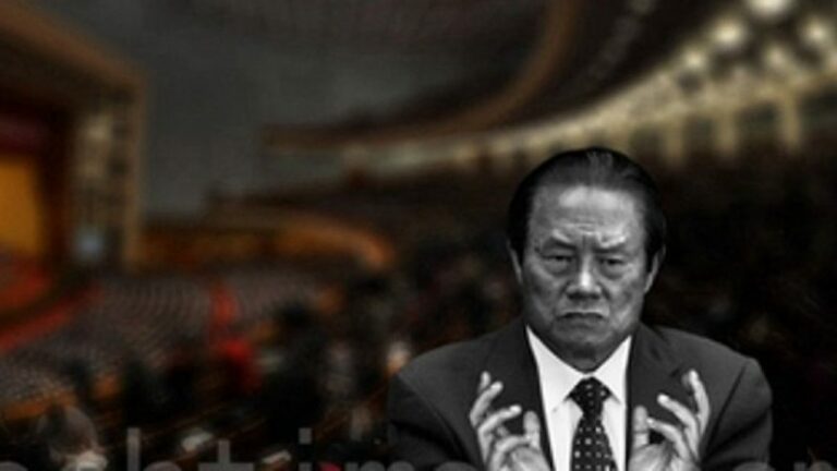 2012年5月初,胡锦涛在北京京西宾馆签秘密协议,命令发动军事政变的周永康交出权力,只等“十八大”后下台。(合成图片)