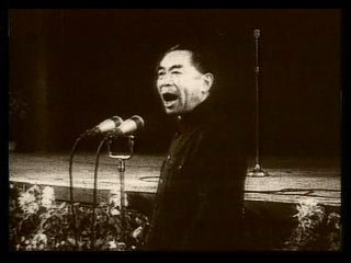鲜为人知:周恩来脚踩两只船