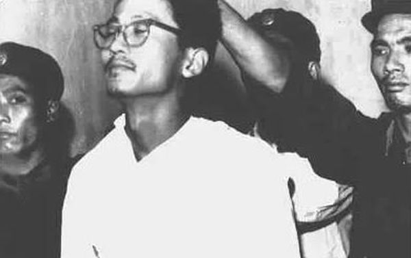 中共作家王实味在延安整风后被乱刀砍死,血肉模糊的尸体丢在枯井内。(网路资料图片)