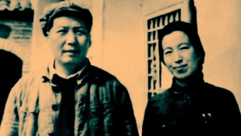 书中曾披露,毛泽东的第四任妻子江青一个“养生驻容”的方法,就是“输年轻人的血”。(资料图片)