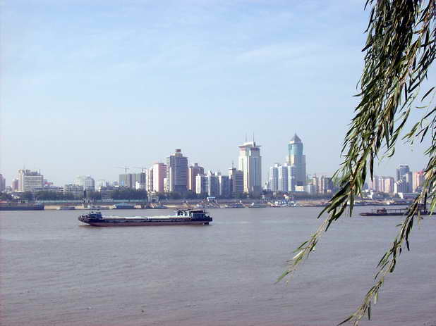 武汉长江一景。(网络图片)