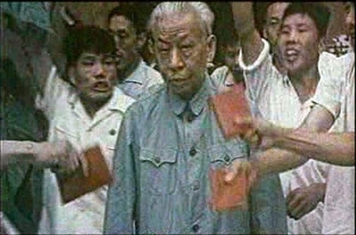 揭秘:刘源母亲王光美领全家拒看周恩来电影